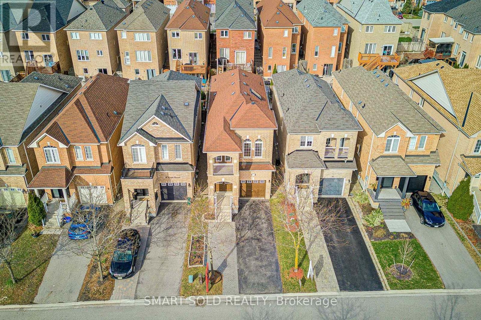 28 CATALPA CRESCENT - 3