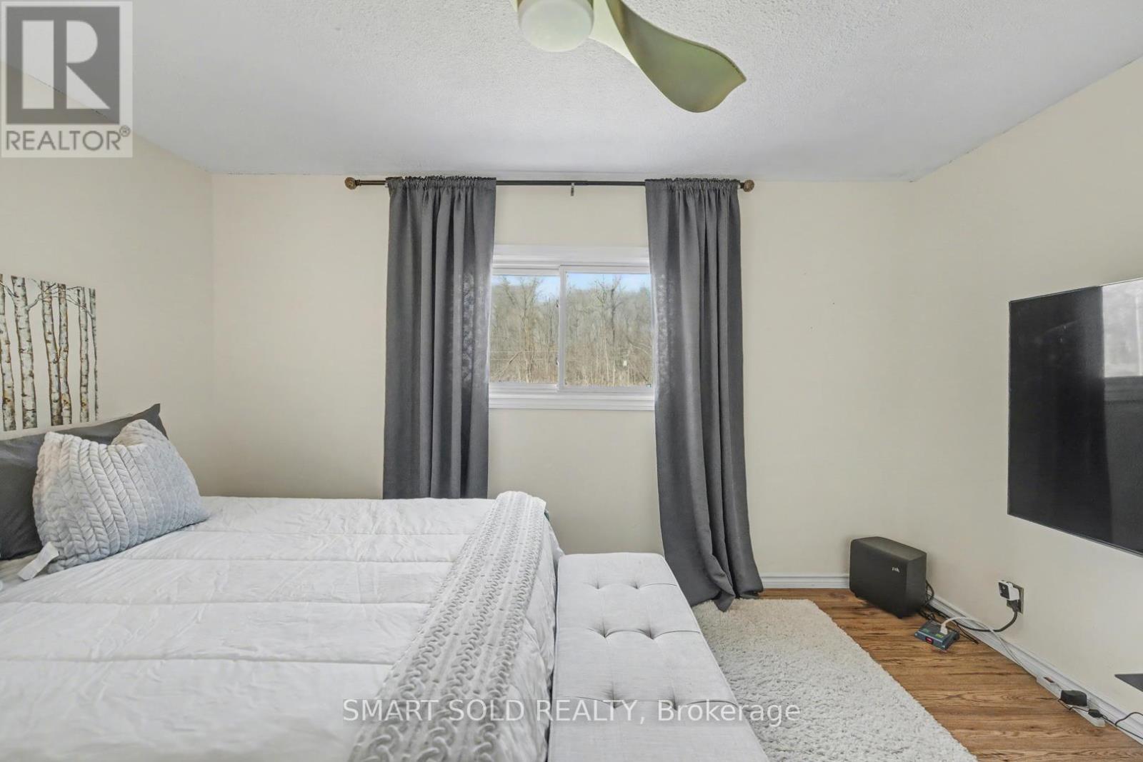 210 PARKVIEW DRIVE - 30