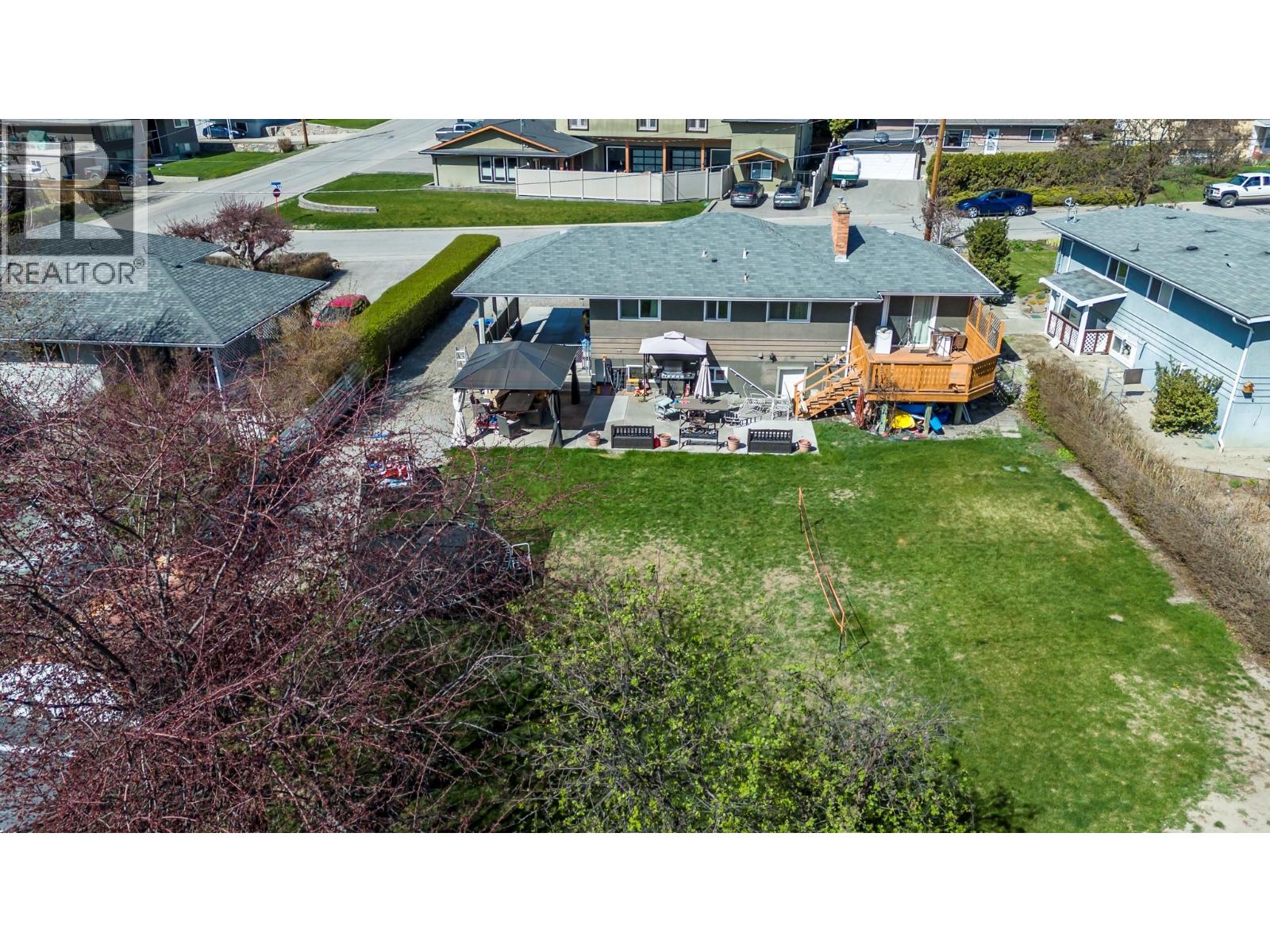 707 Glenburn Street - 4