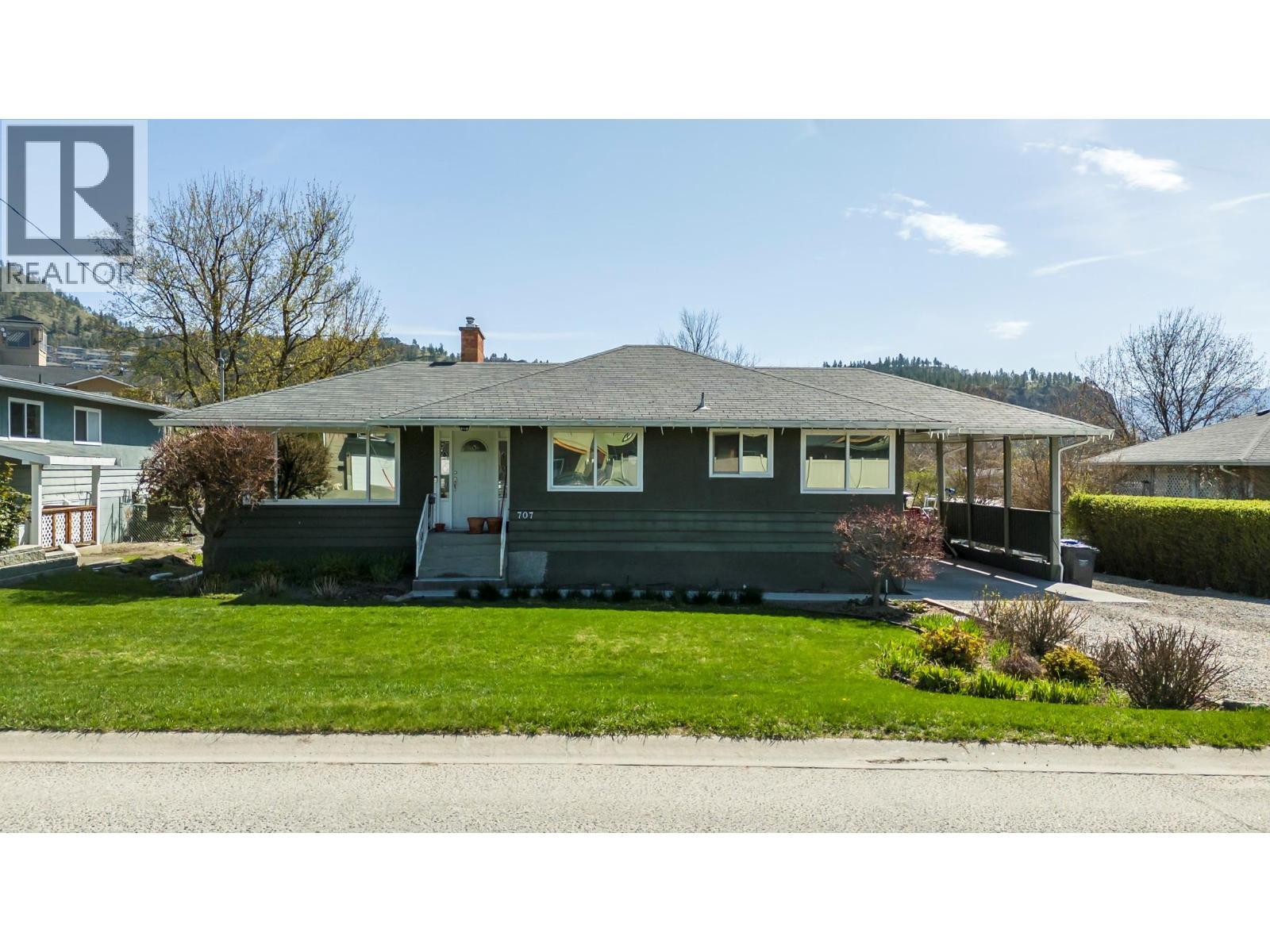 707 Glenburn Street - 2