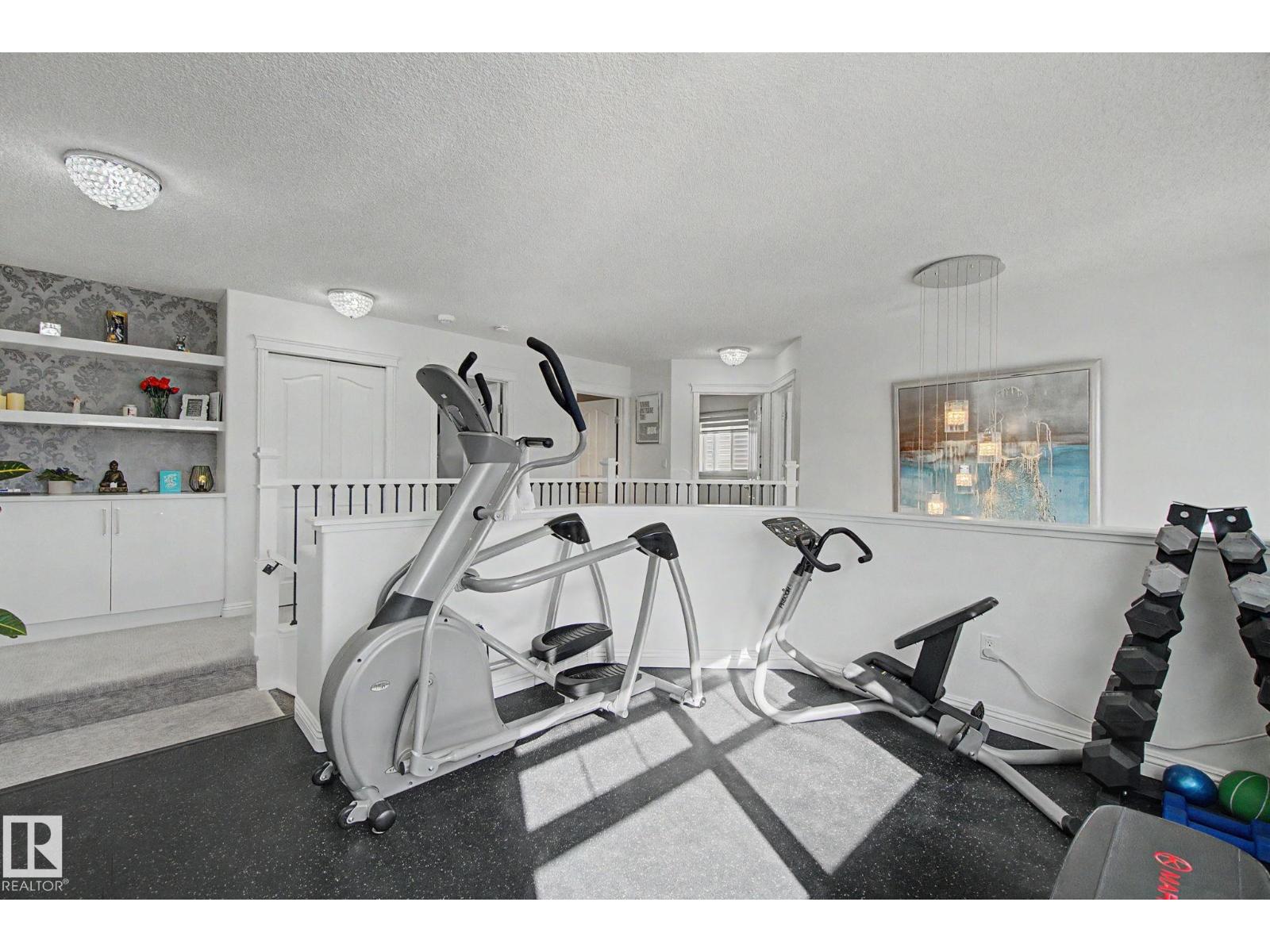 1850 Towne Centre BV NW, Edmonton