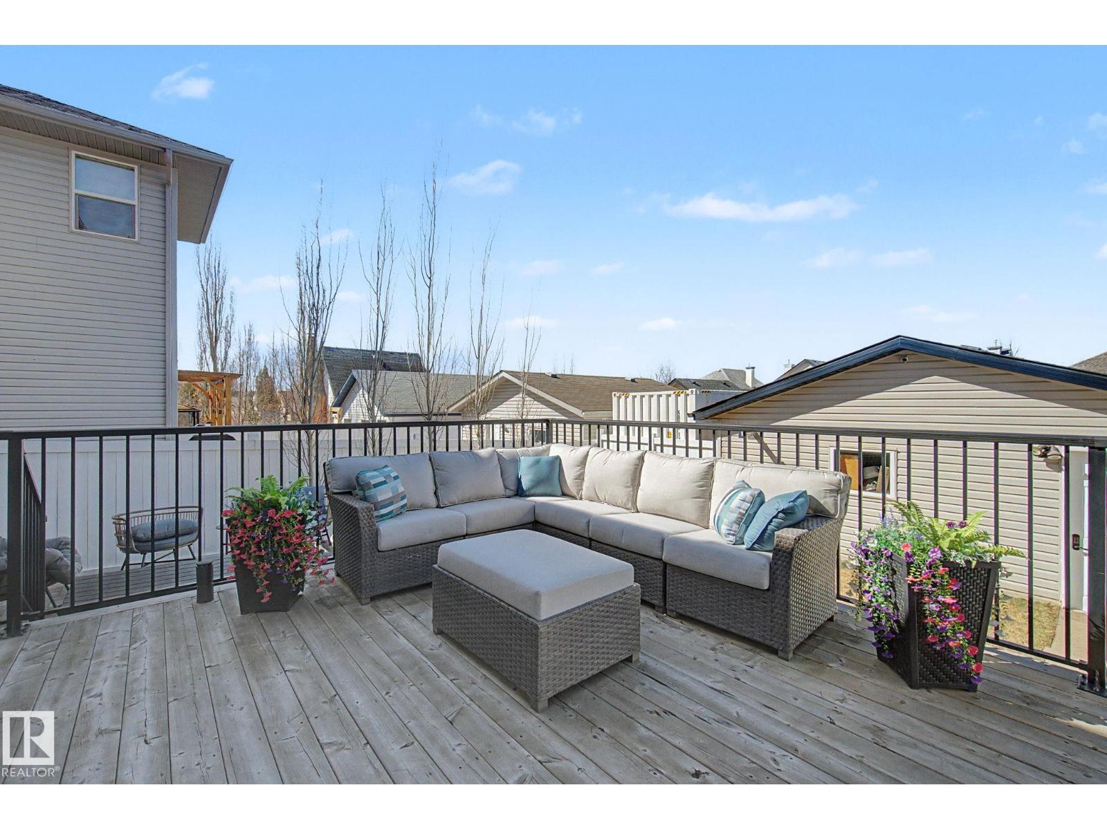 1850 Towne Centre BV NW, Edmonton