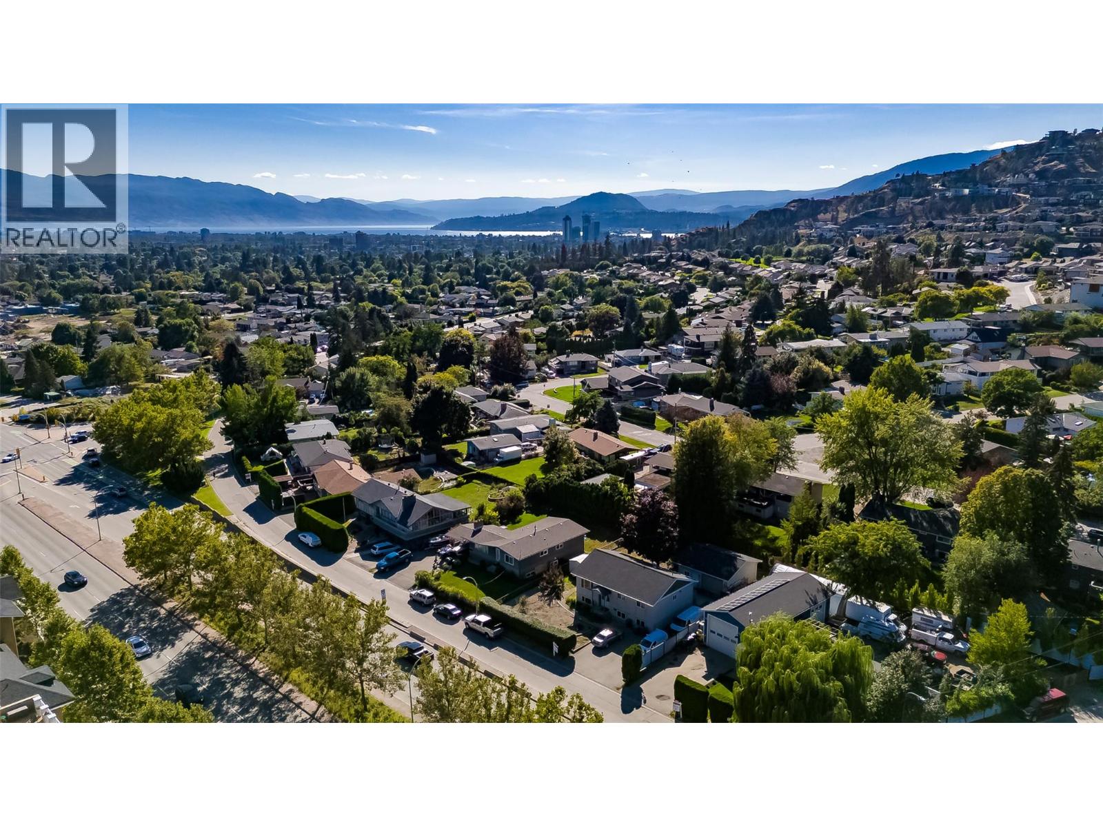  703 Glenburn Street, Kelowna