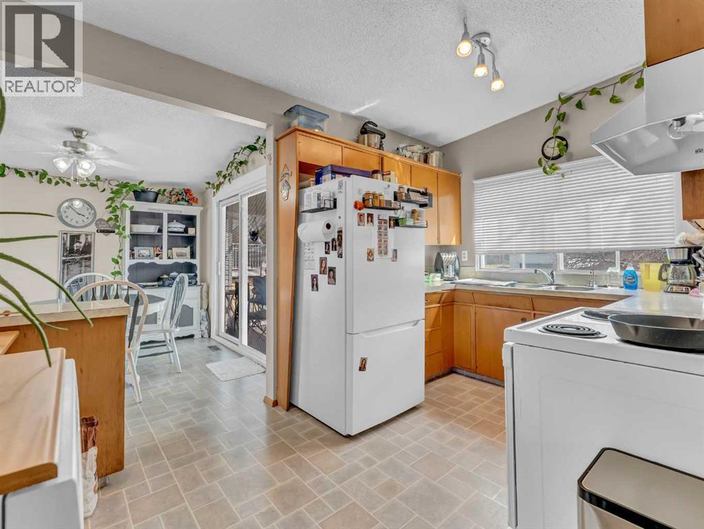 561 12 STREET NW - 12