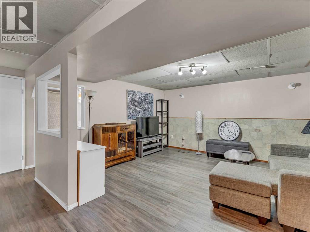 561 12 STREET NW - 24
