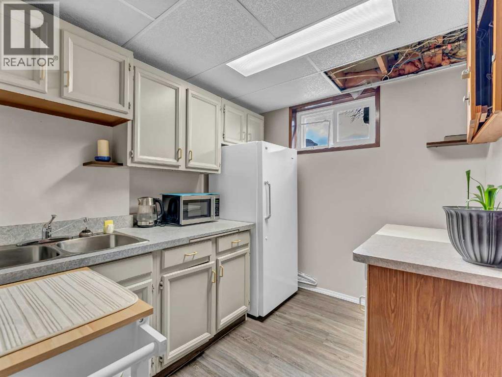 561 12 STREET NW - 27