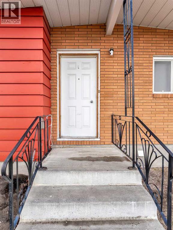 561 12 STREET NW - 4