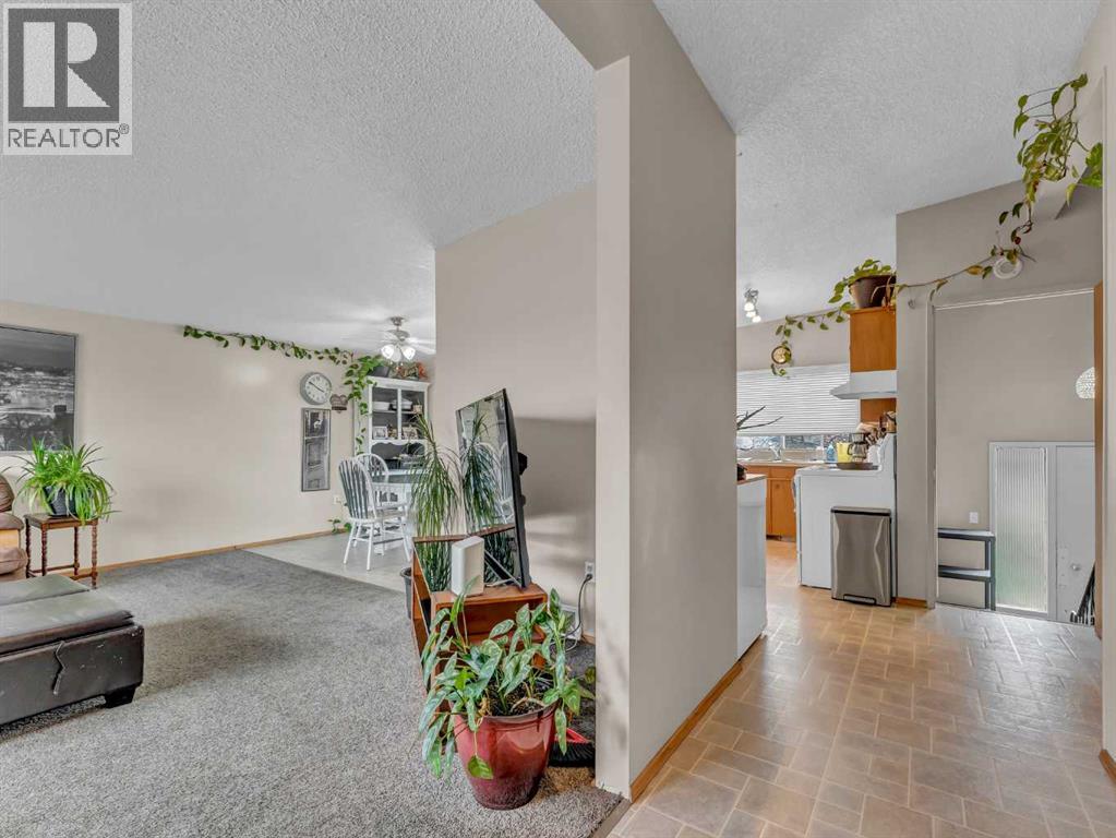 561 12 STREET NW - 5