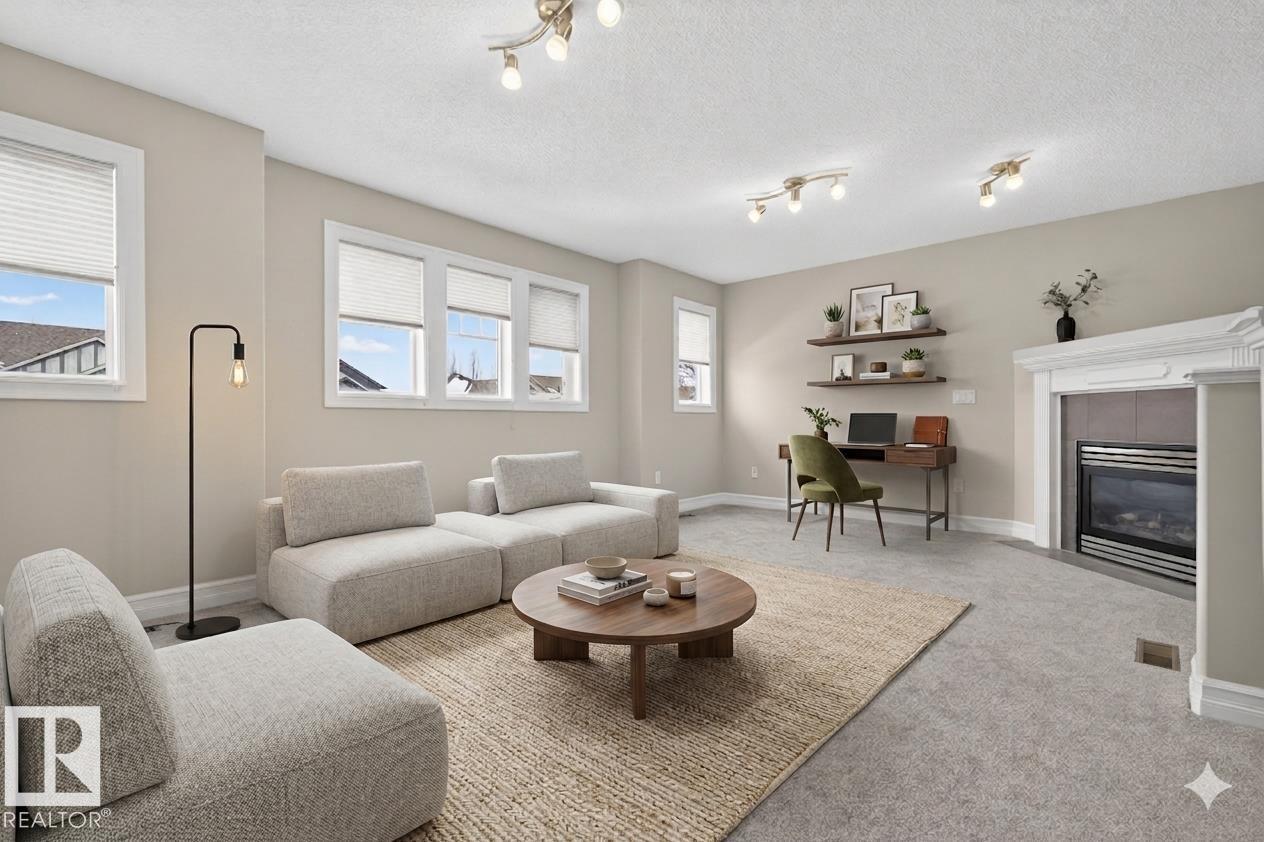 2012 126 ST SW, Edmonton