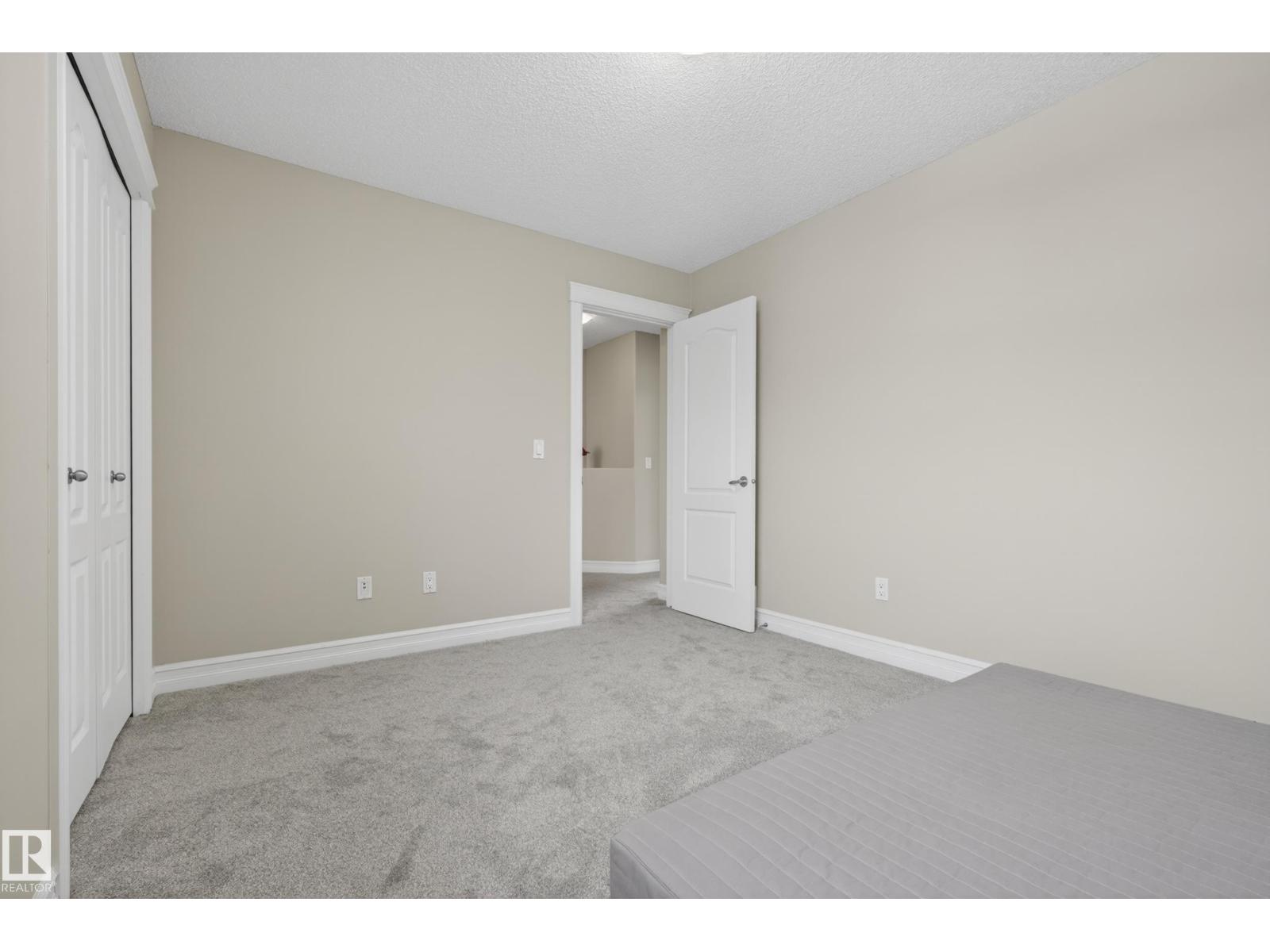 2012 126 ST SW, Edmonton