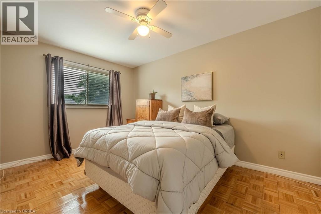 7163 FAYETTE Circle, Mississauga, Ontario, L5N1Y5 — Photo 9