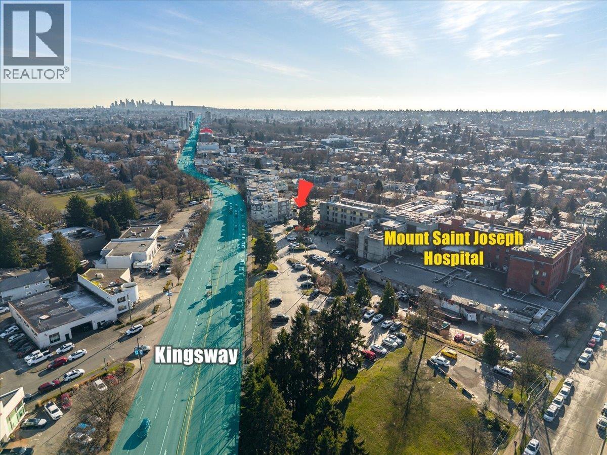 103/104 470 KINGSWAY — photo 4