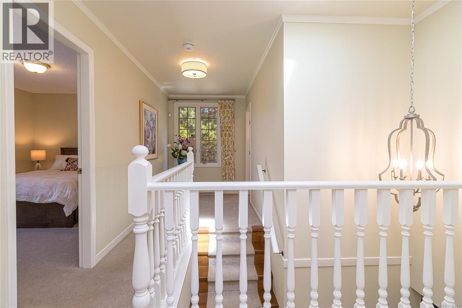 2557 Annabern Cres - 36