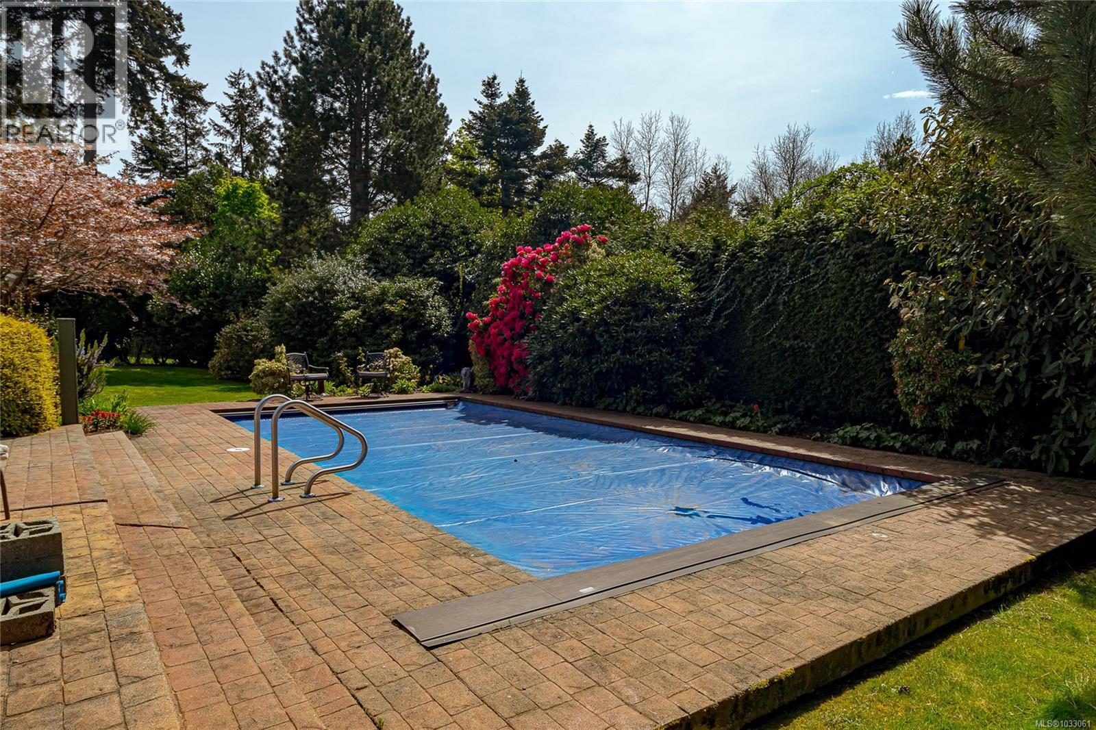 2557 Annabern Cres - 47
