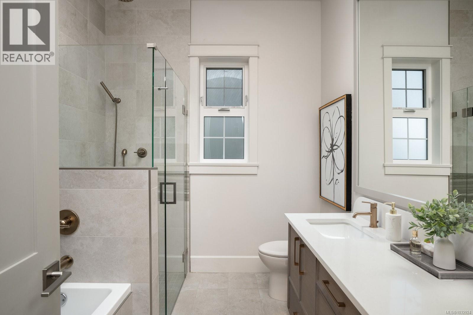 2639 Victor St - 16