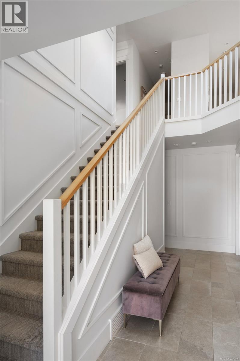 2639 Victor St - 22