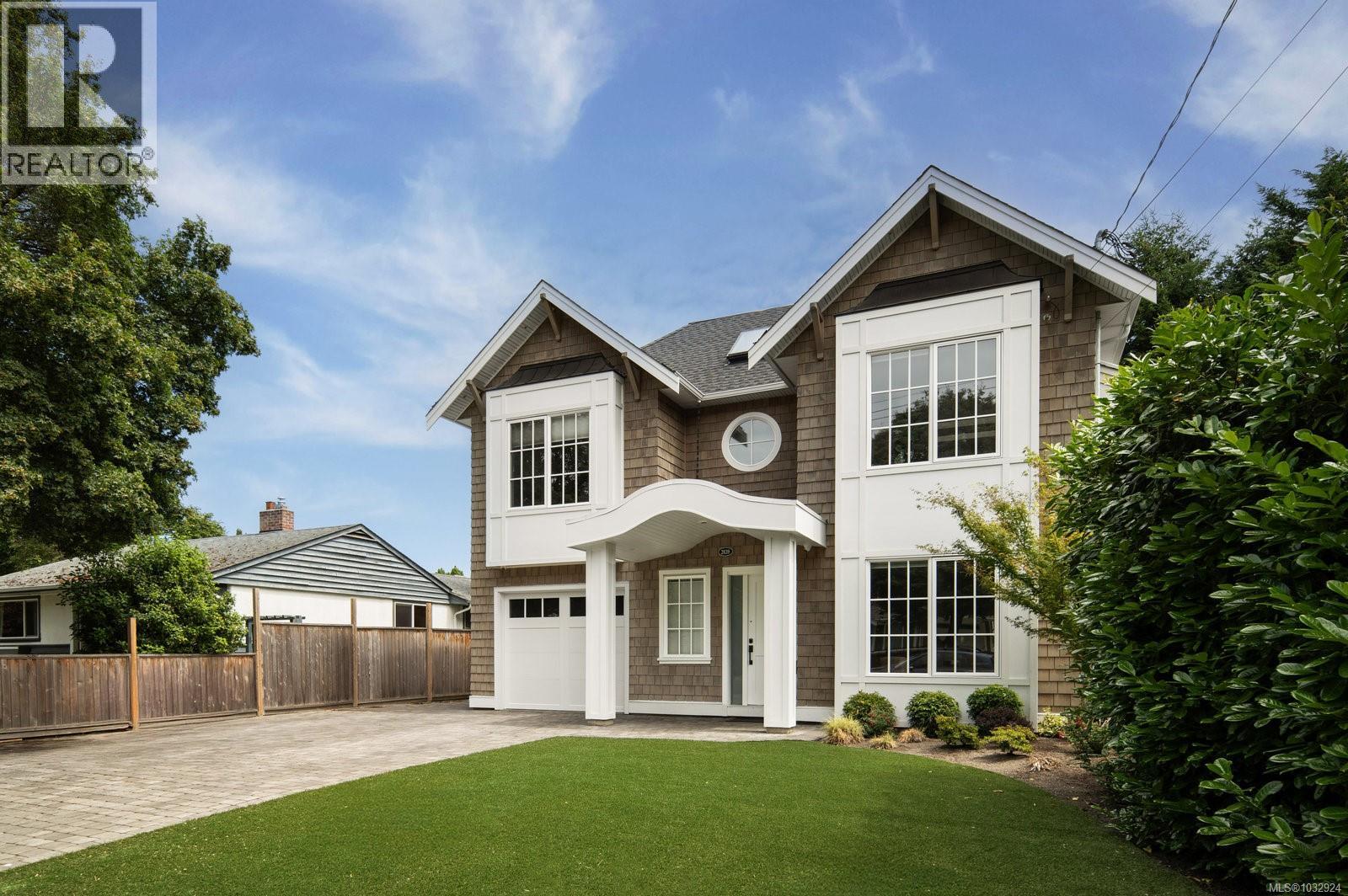 2639 Victor St - 37