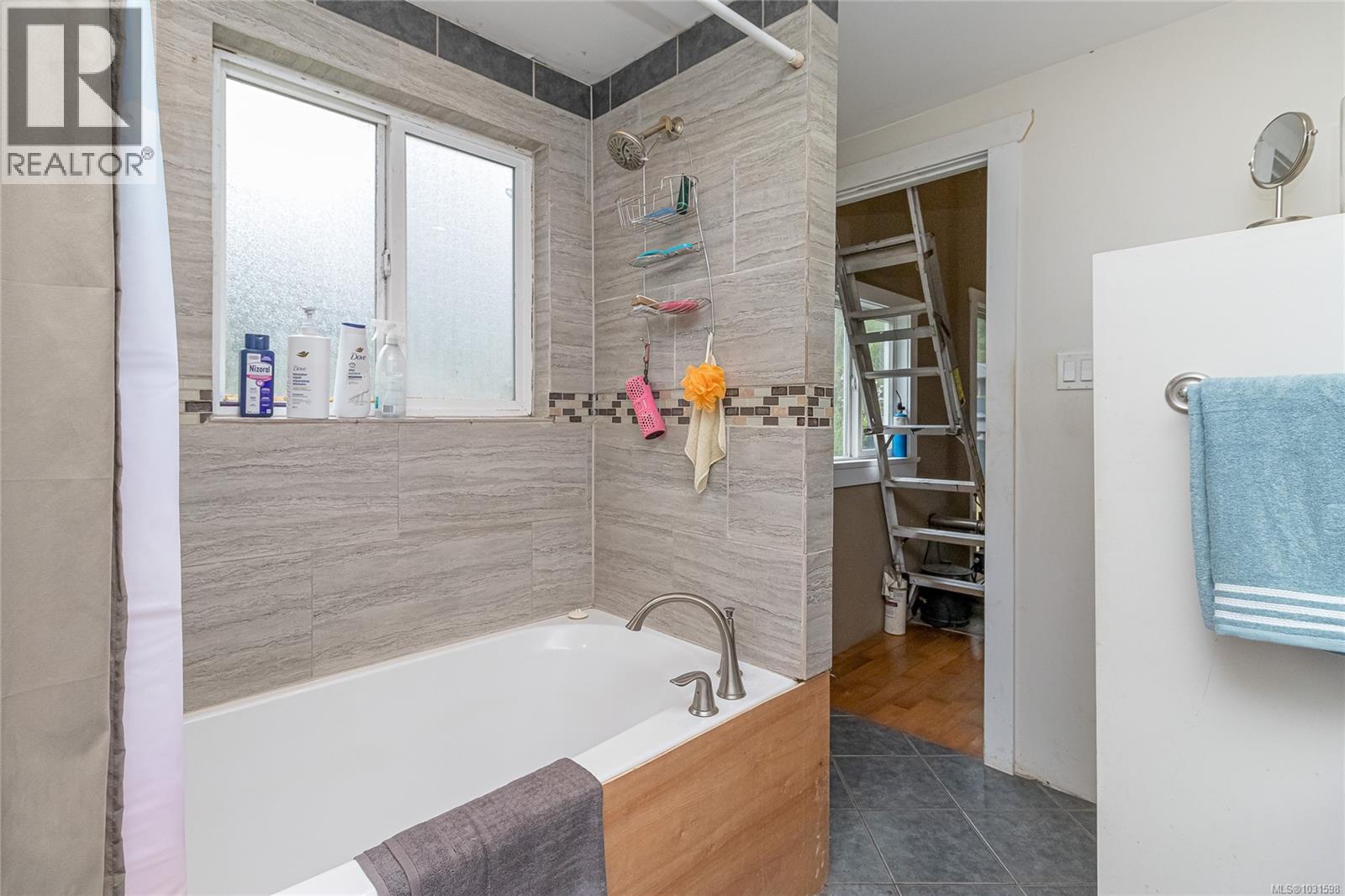  3623 Cedardale Road, Cobble Hill