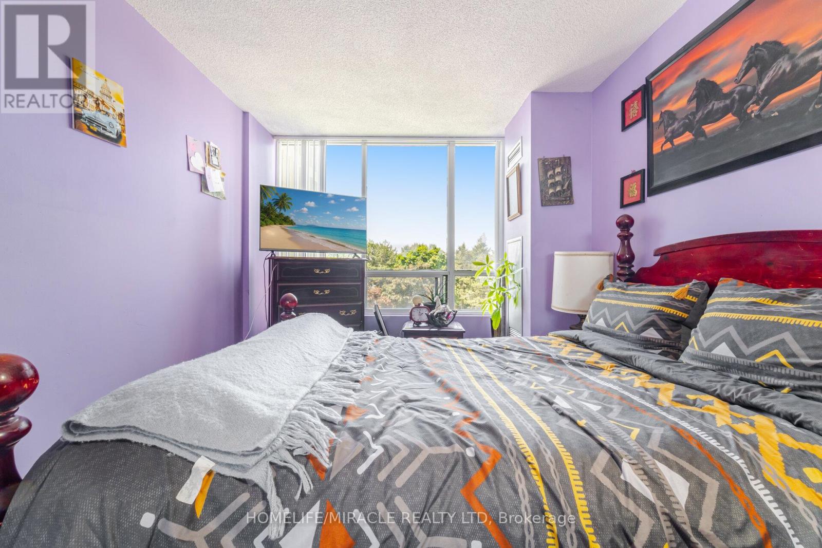 #401 26 HANOVER ROAD - 26