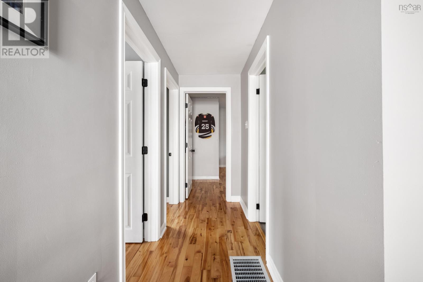 Property 30 of 49 of 71 Moxham Drive