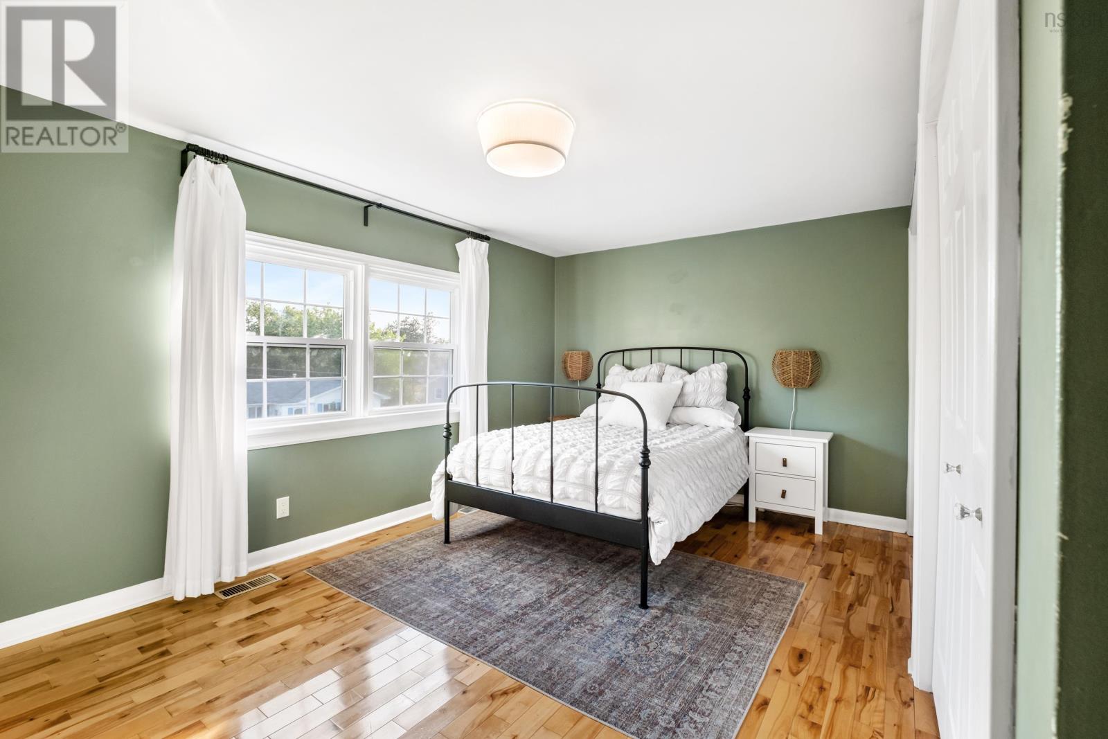 Property 36 of 49 of 71 Moxham Drive