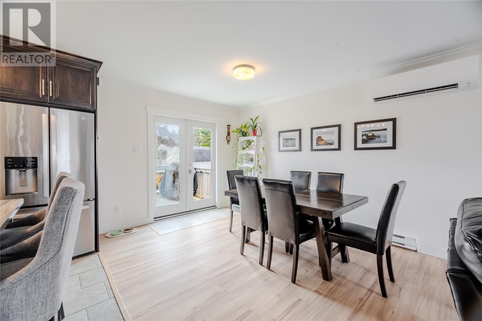 21 RUTLEDGE CRESCENT - 10