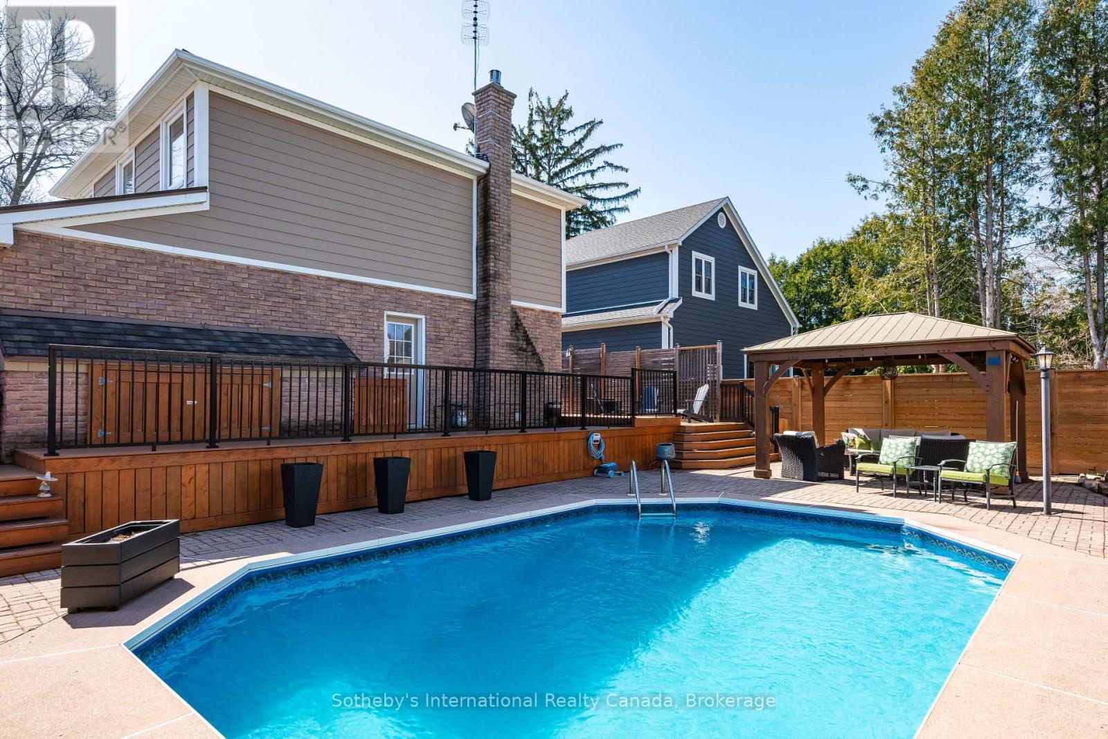 4151 SPRUCE AVENUE — photo 34