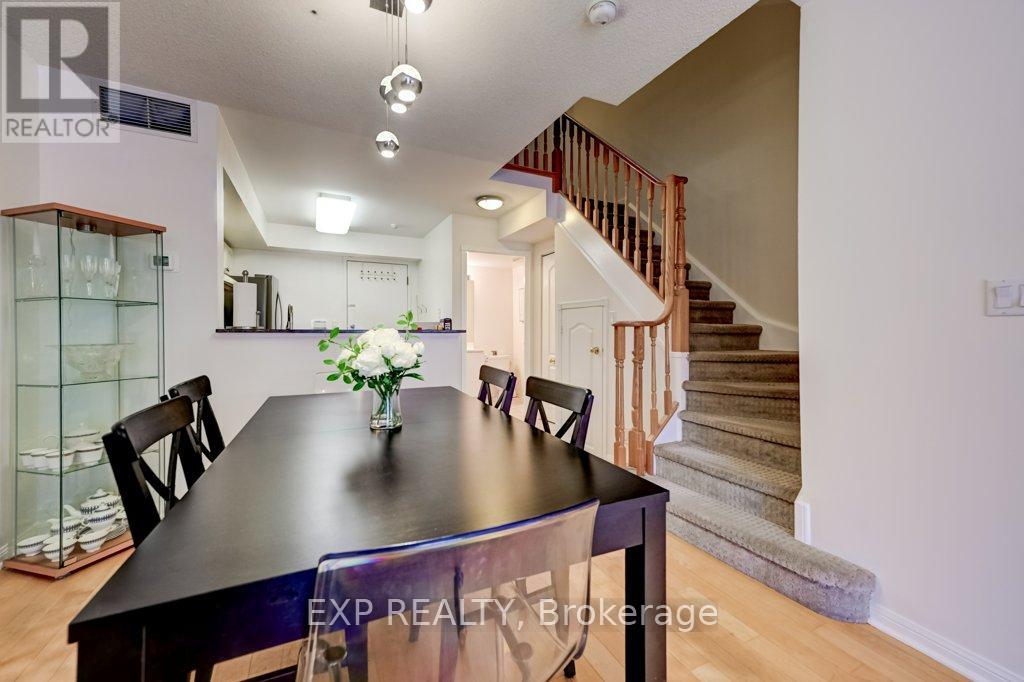 #1716 28 SOMMERSET WAY - 6