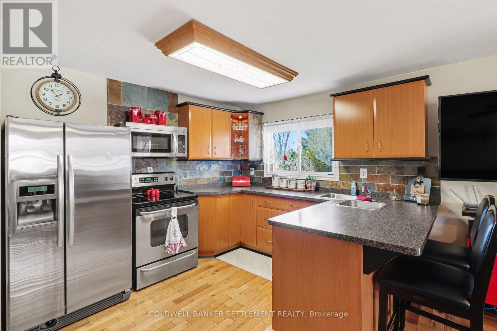 128 LOON LANE — photo 15
