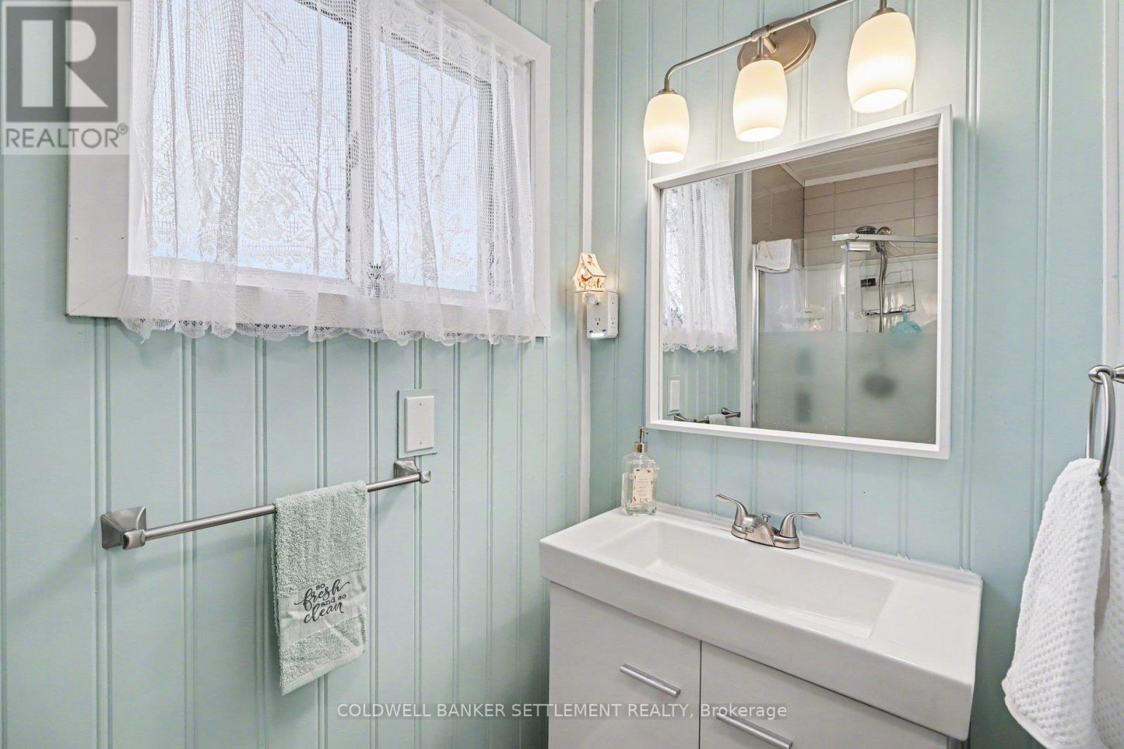 128 LOON LANE — photo 16