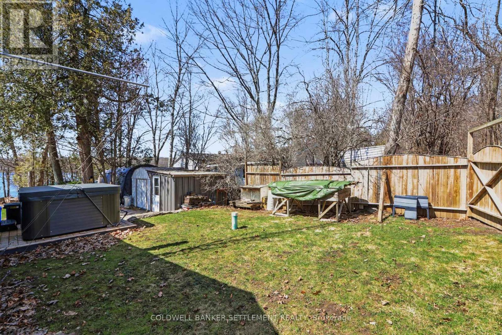 128 LOON LANE — photo 26