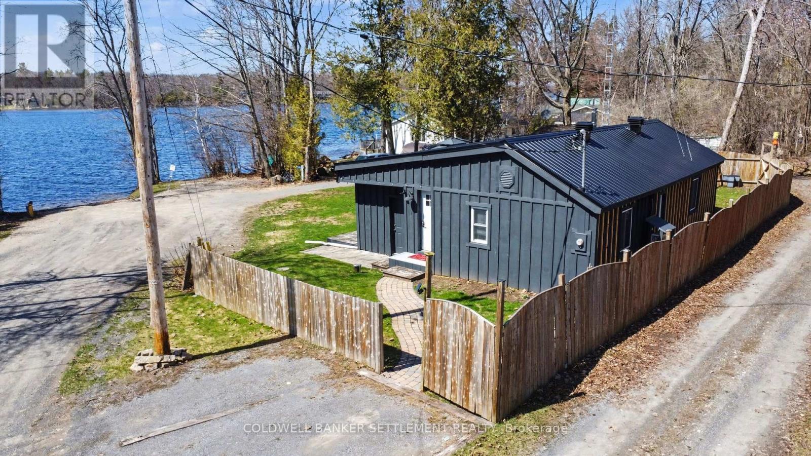 128 LOON LANE — photo 3