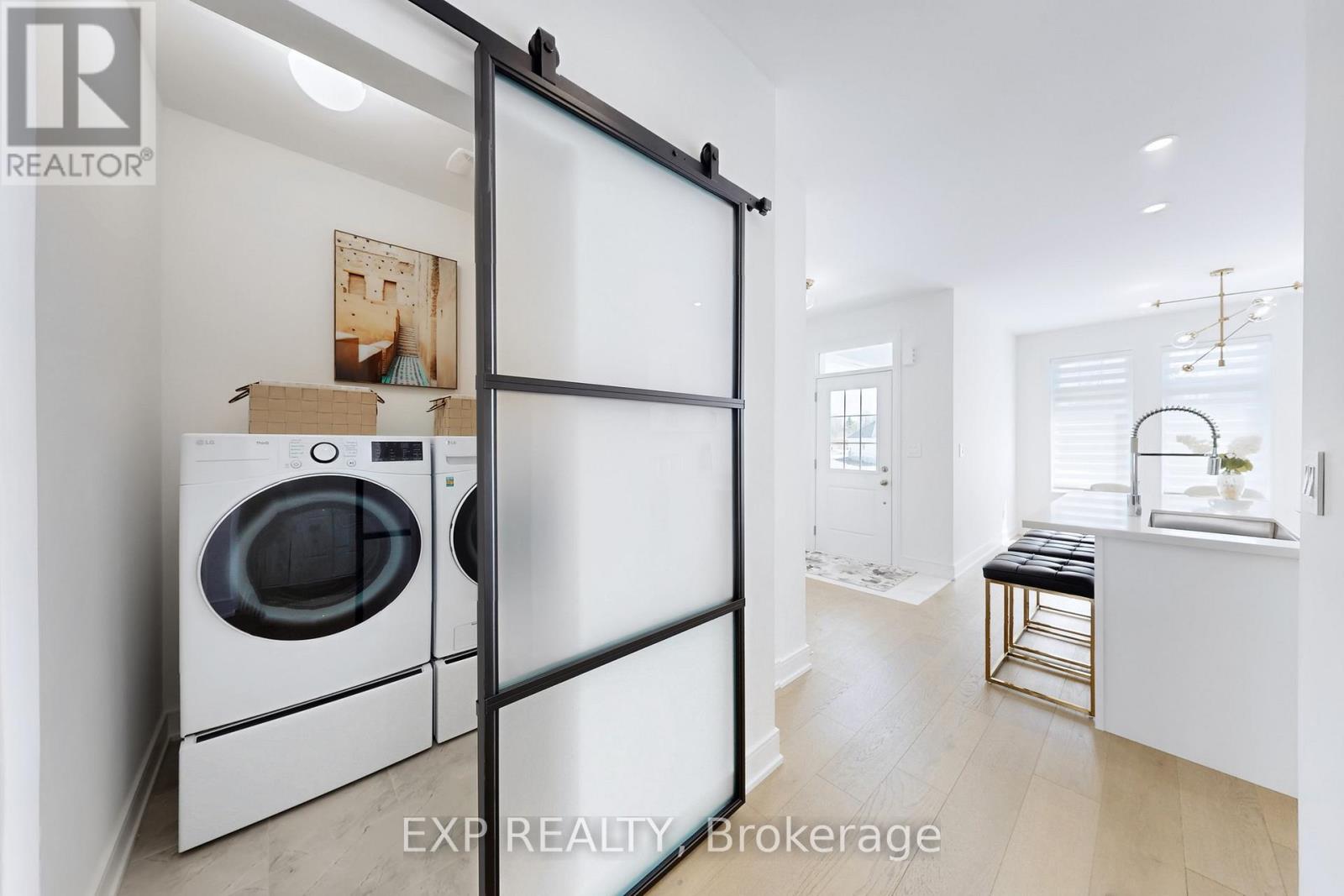 10 PALMIRA DRIVE - 27
