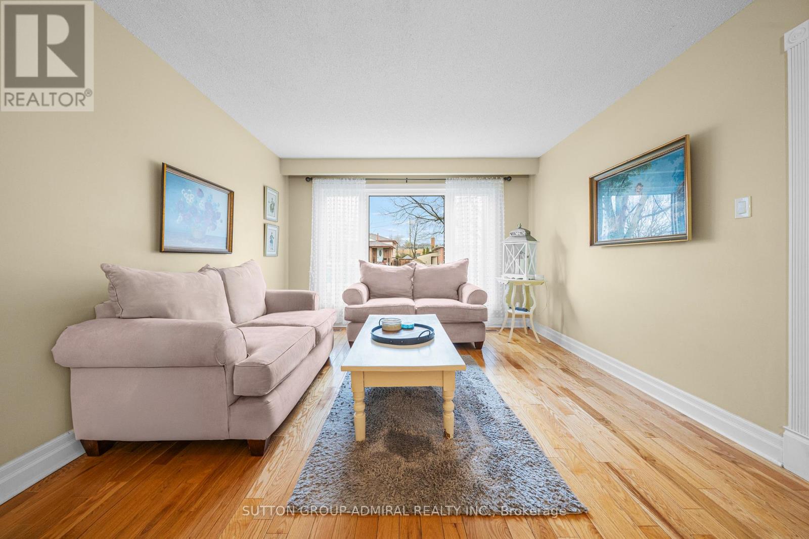 1295 NAPIER CRESCENT - 10
