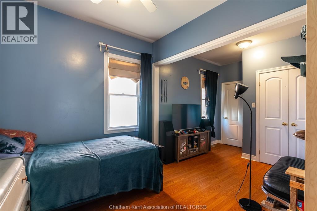 460 Queen STREET — photo 16