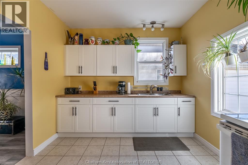 460 Queen STREET — photo 14