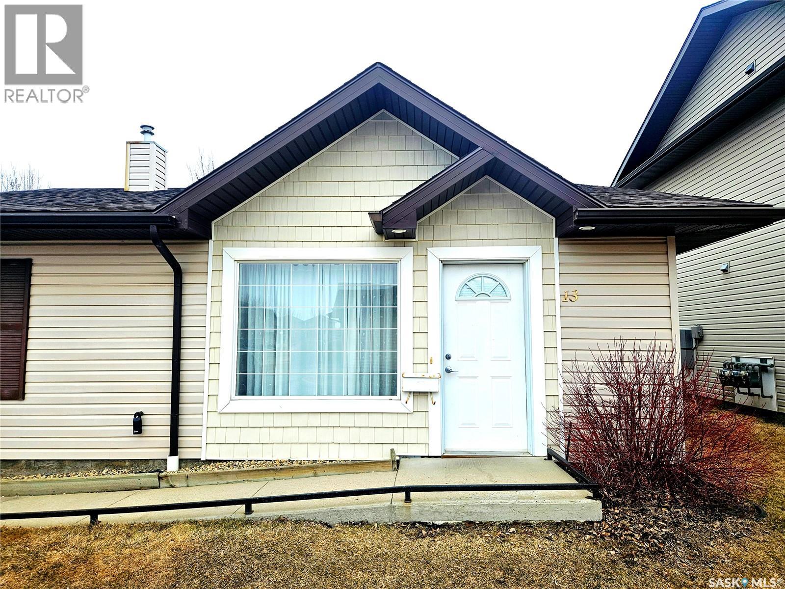 #13 135 KEEDWELL STREET - 1