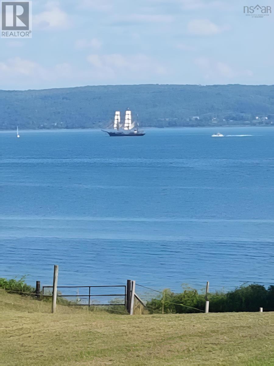 Property 34 of 36 of 1692 Granville Road