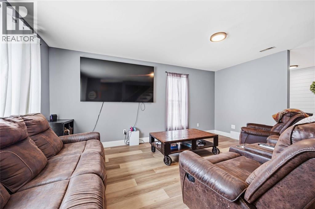 2565 ELIZABETH STREET, Oil Springs, Ontario, N0N1P0 — Photo 16