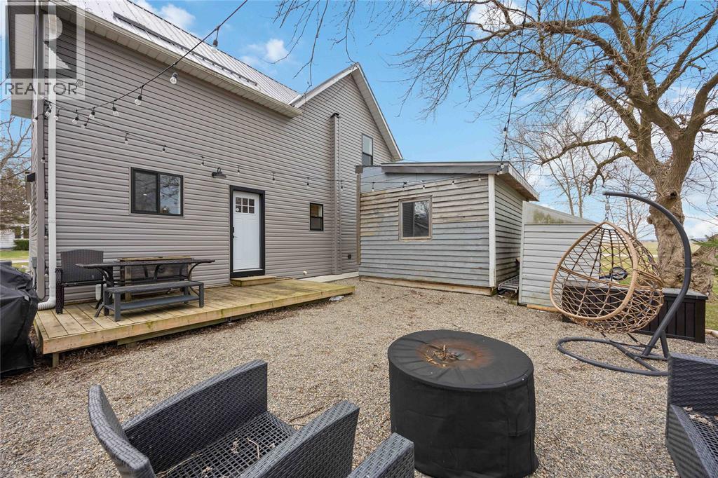 2565 ELIZABETH STREET, Oil Springs, Ontario, N0N1P0 — Photo 6