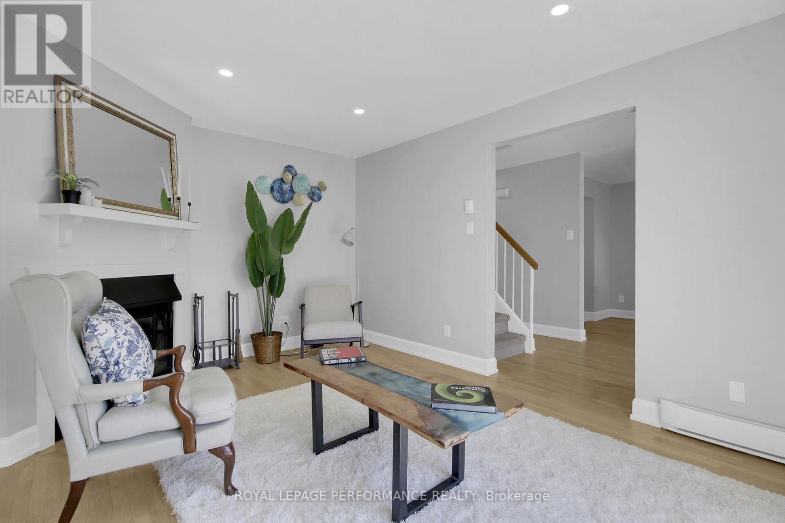 110 - 1770 CABARET LANE — photo 12
