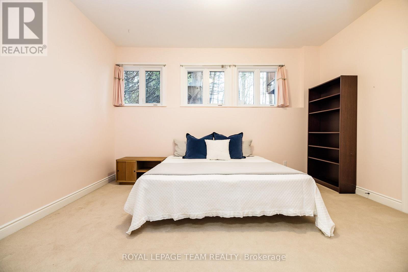 6196 DEERMEADOW DRIVE - 43
