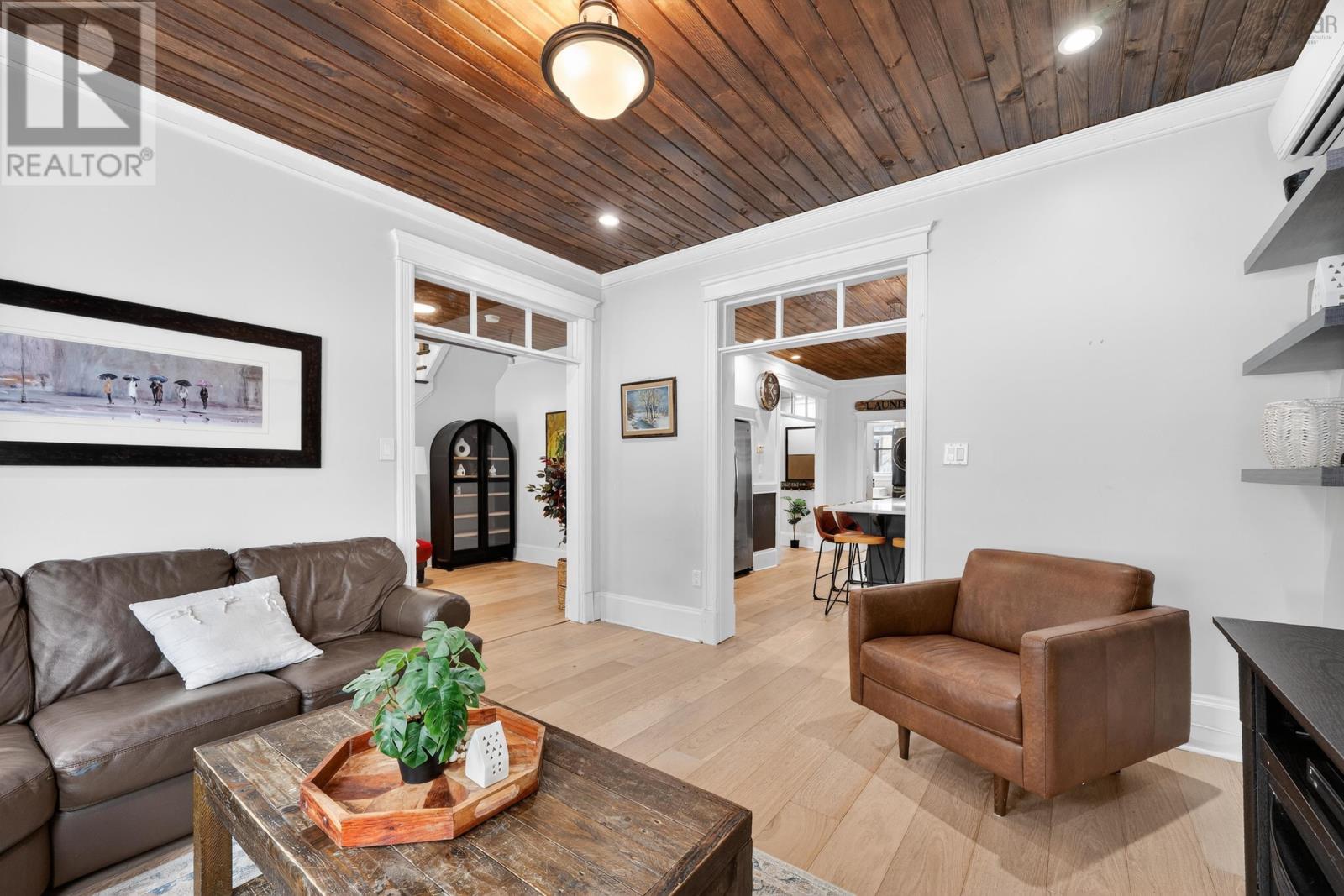 Property 21 of 37 of 760 Main Street