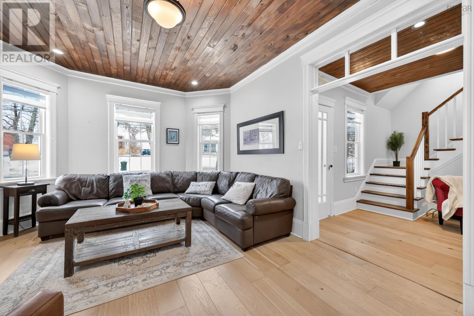 Property 22 of 37 of 760 Main Street