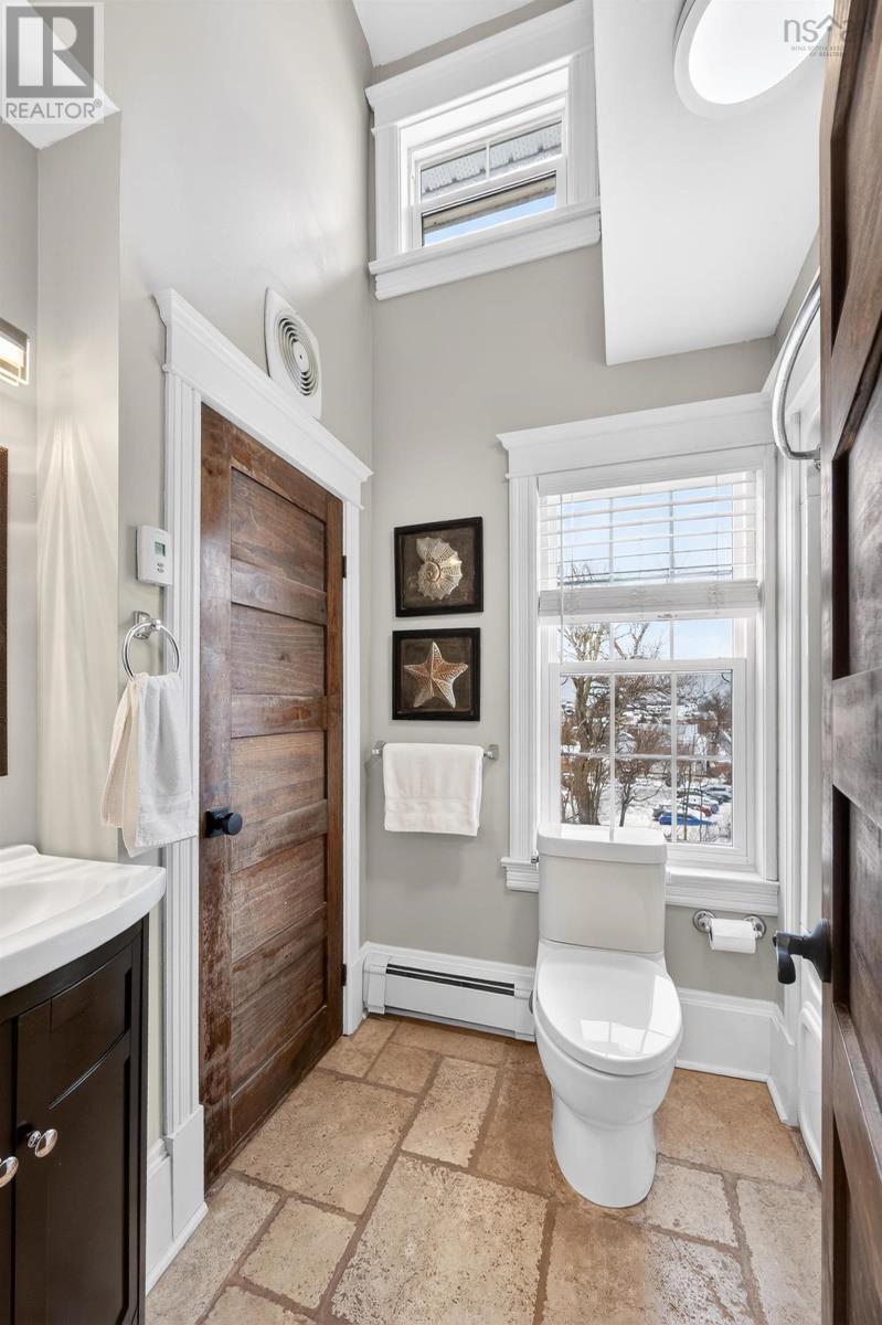 Property 37 of 37 of 760 Main Street