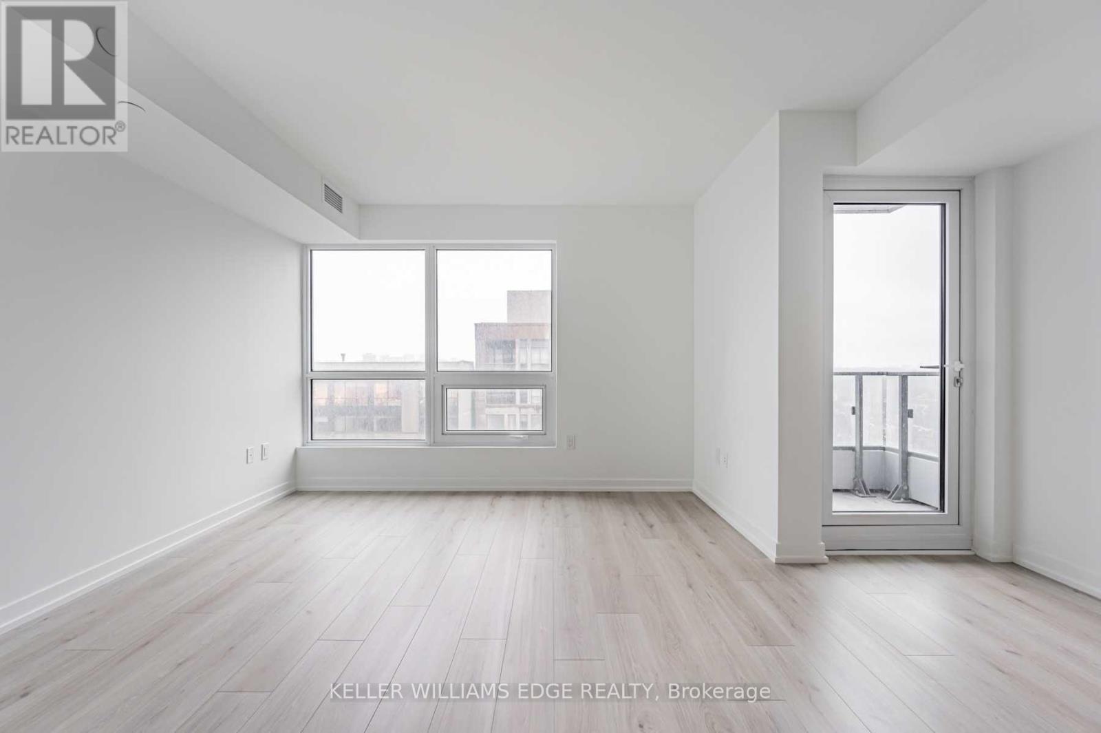 #1307 395 BLOOR STREET E - 2