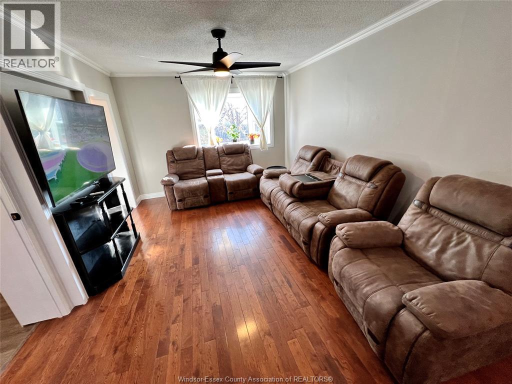 600 PARK STREET West Unit# 1, Windsor, Ontario, N9A5V6 — Photo 2