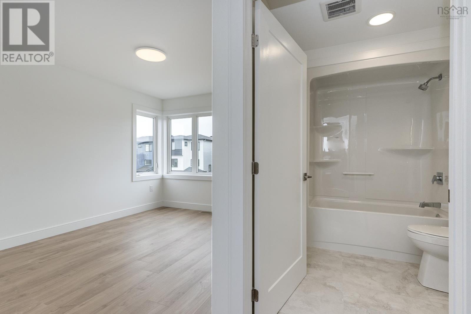 2 Ensuites