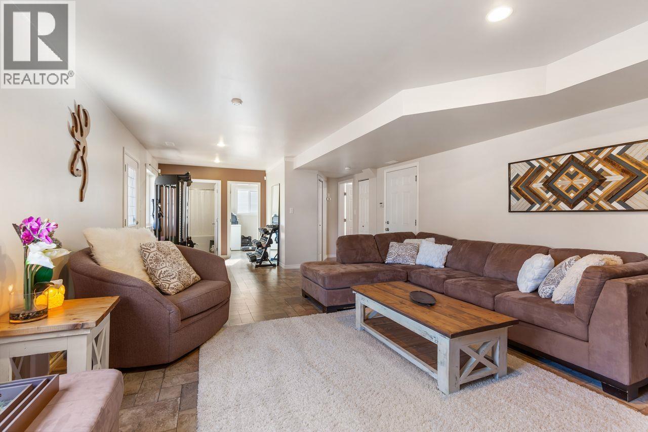 4518 GRAY DRIVE - 21