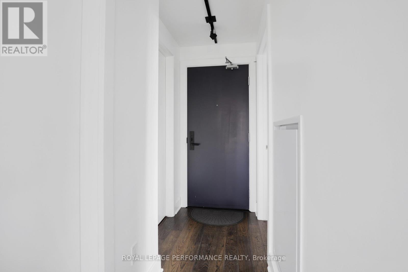 #1603 255 BAY STREET - 5